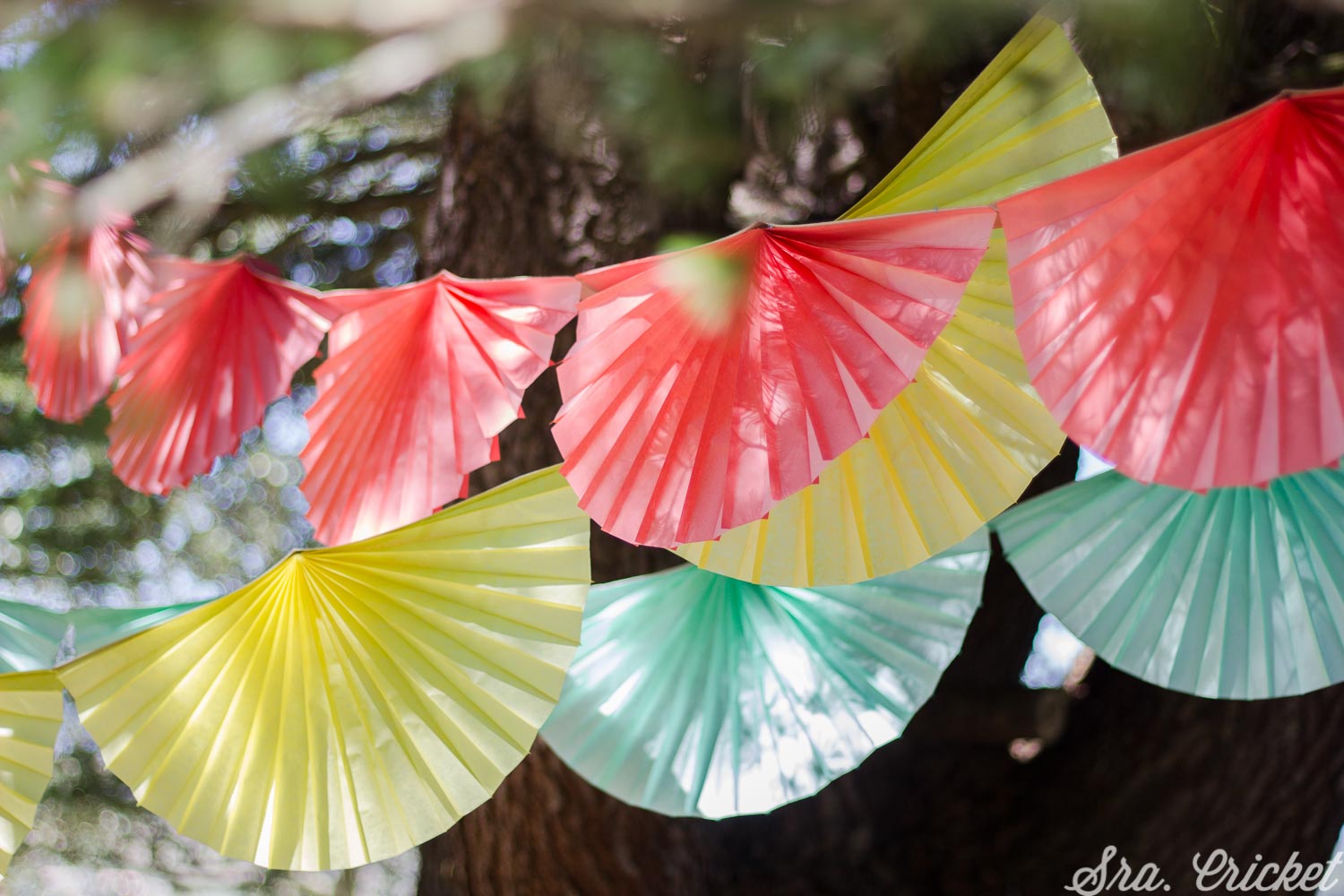 bodas accesorios diseño redondo graduaciones ANCLLO Juego de 12 abanicos de papel para colgar fiestas eventos guirnaldas de papel decoración para cumpleaños colores 