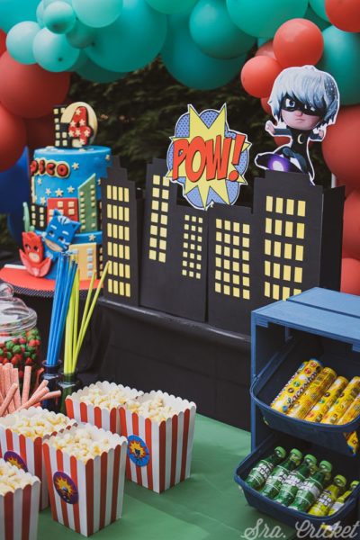 fiesta superheroes candy bar
