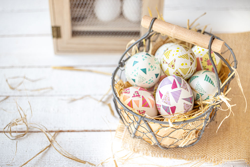 Taller de huevos de pascua decorados para hacer con niños